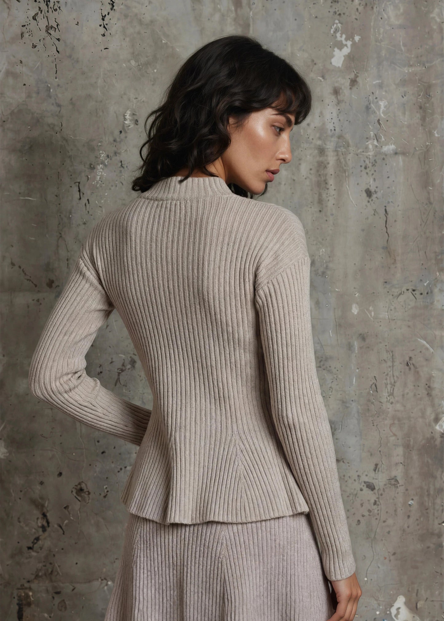 
                  
                    Leoni cashmere mini skirt malt
                  
                