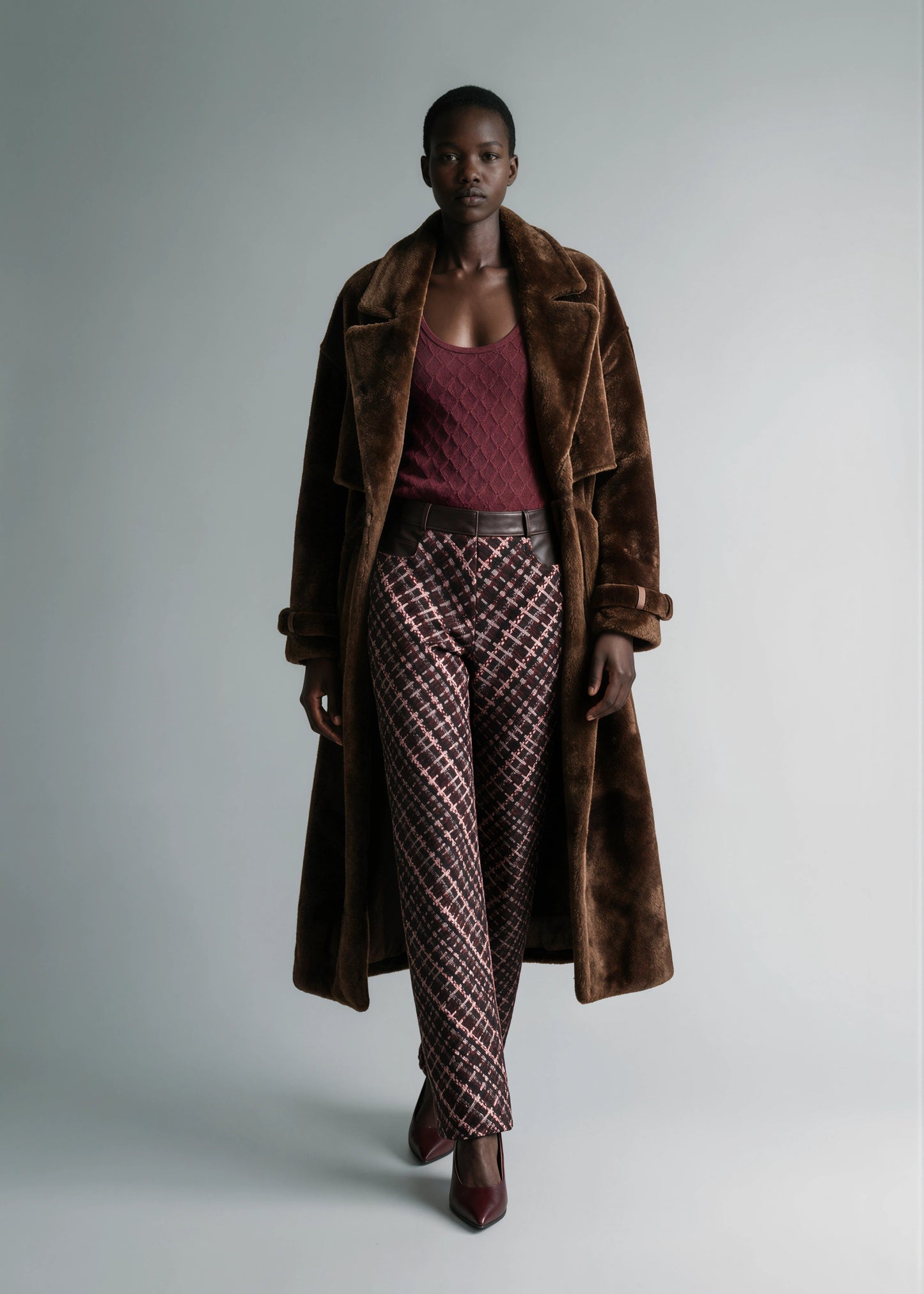
                  
                    Efe cashmere t-top rosewood
                  
                