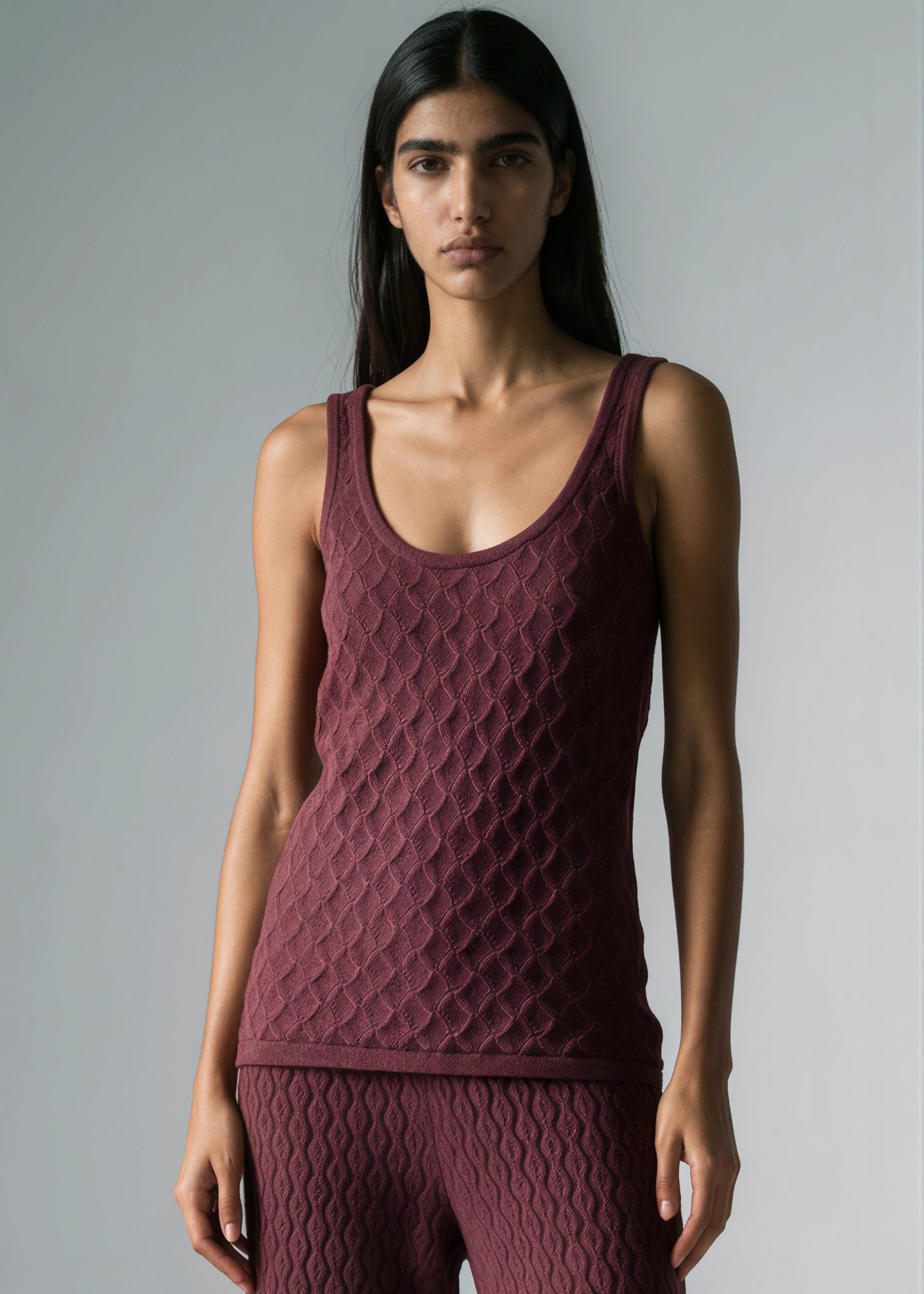 
                  
                    Efe cashmere t-top rosewood
                  
                