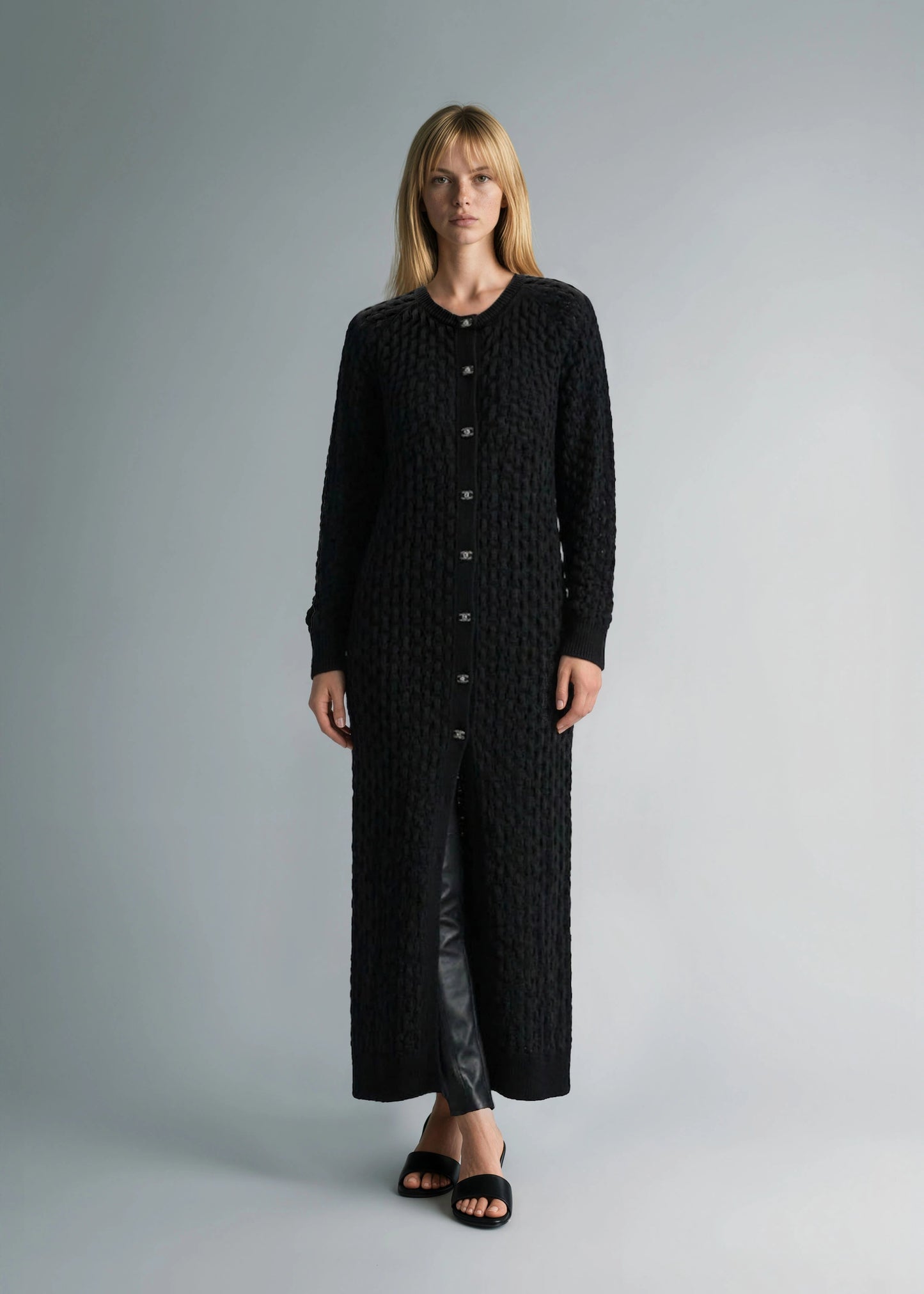 
                  
                    Fabia Cashmere Long Cardigan black
                  
                