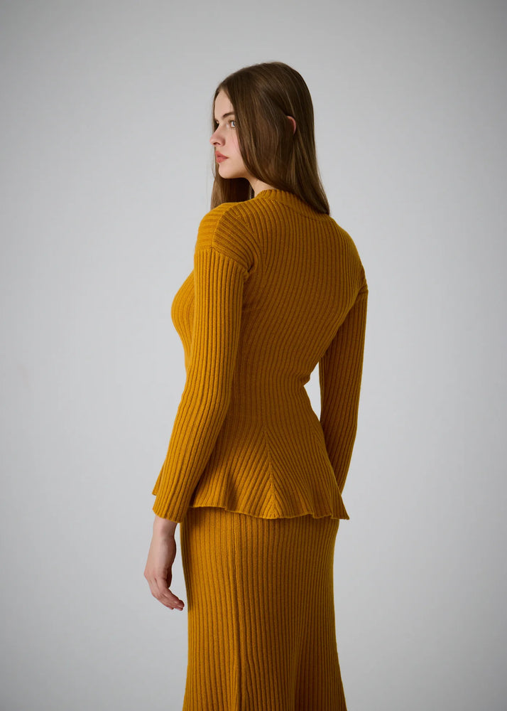 
                  
                    Anna cashmere jumper mustard
                  
                