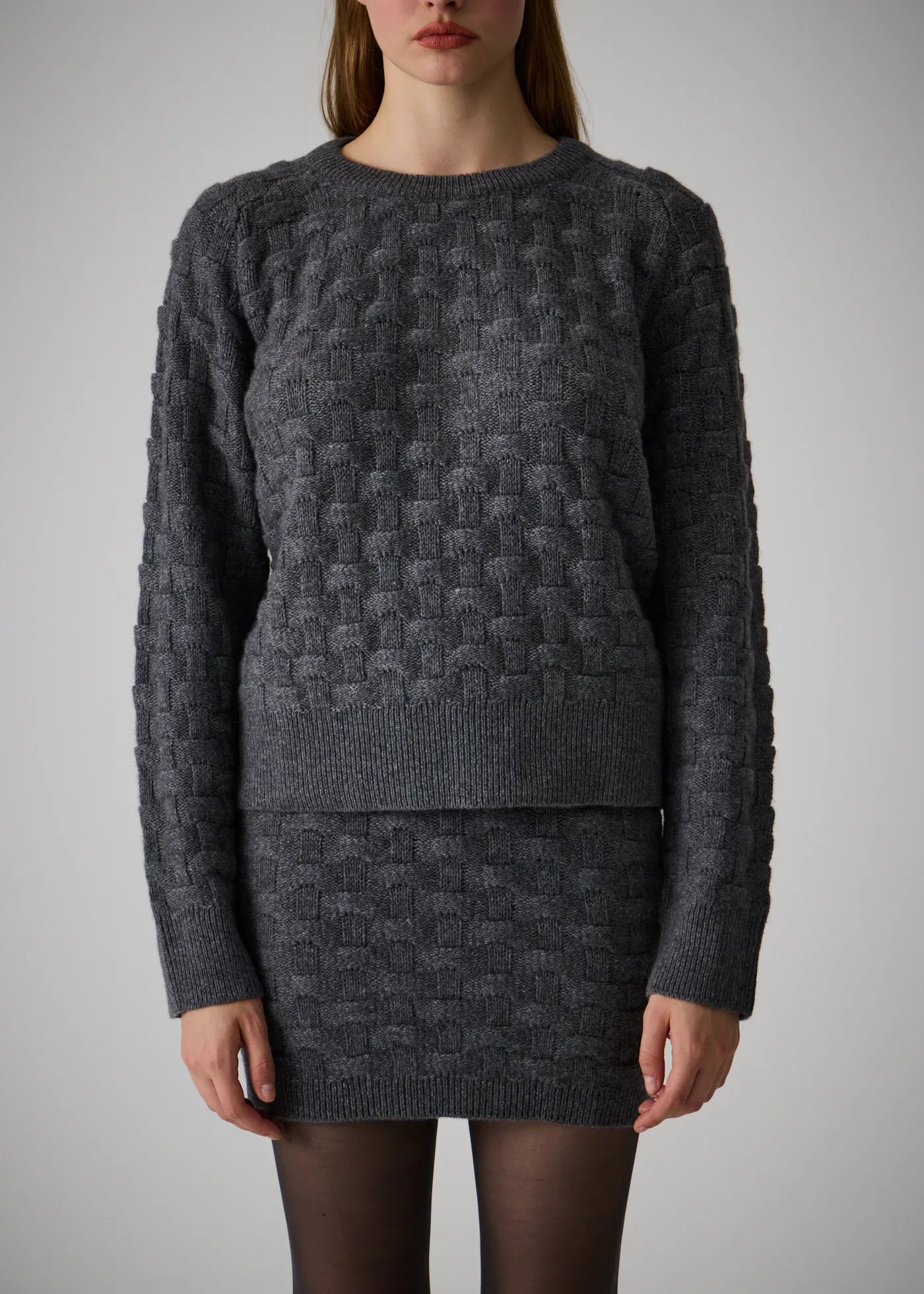 
                  
                    Taya Cashmere Jumper gray
                  
                