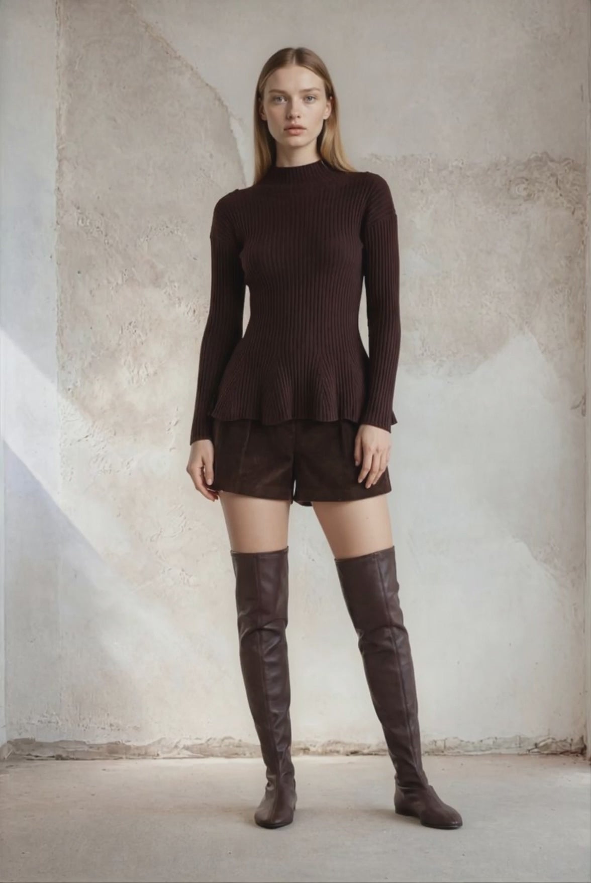 
                  
                    Load and play video in Gallery viewer, Mira corduroy shorts
                  
                