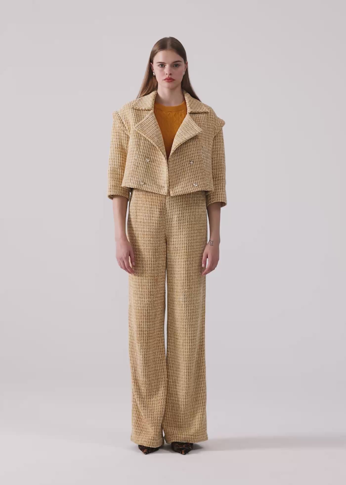 
                  
                    Load and play video in Gallery viewer, Anna velvet tweed jacket
                  
                